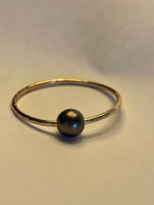 Tahitian pearl baby bangle